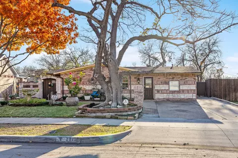 2510 Wasina Dr, Farmers Branch, TX 75234