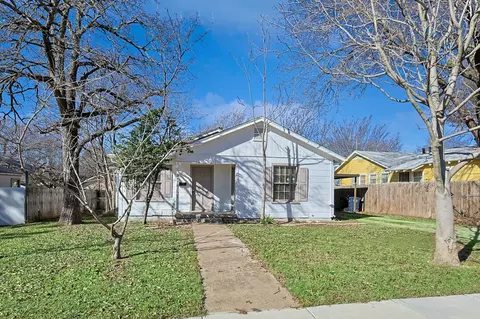 2842 Halbert St, Fort Worth, TX 76112
