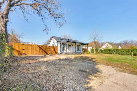 1707 Voirin Rd, Irving, TX 75061