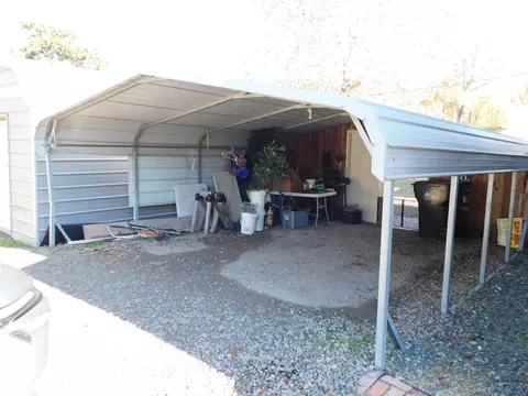 1003 SE 2nd St, Springhill, LA 71075 photo 8