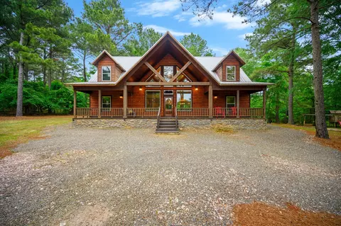 143 Honey Crisp Ln, Broken Bow, OK 74728