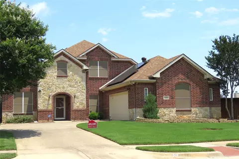 313 Hidden Lake Ct, Burleson, TX 76028