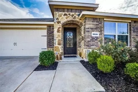 2316 Julia Ln, Forney, TX 75126