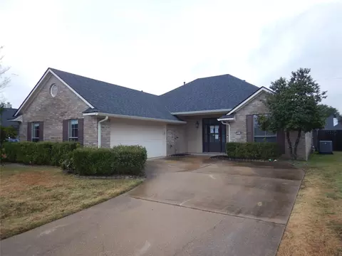 5013 Tensas Dr, Bossier City, LA 71111