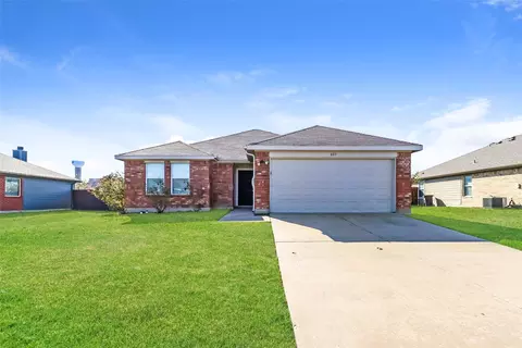 805 Canyon Cove Dr, Burleson, TX 76028