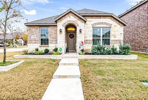 1510 Princeton Dr, Celina, TX 75009