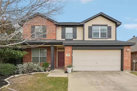 9324 Comanche Ridge Dr, Fort Worth, TX 76131