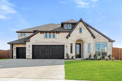 944 Homestead Dr, Desoto, TX 75115