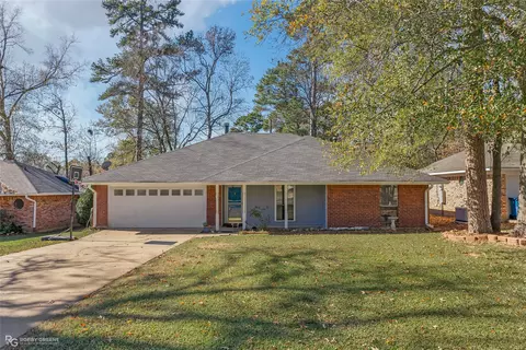 9860 Deepwoods Dr, Shreveport, LA 71118