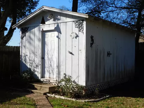 Other - 106 NW 3rd St, Springhill, LA 71075 photo 6 of 19