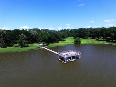 2101 S Oaks Ln, Lone Oak, TX 75453