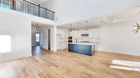 1524 Larson Ln, Denton, TX 76210 photo 3