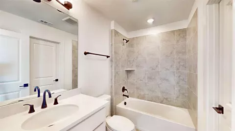 1524 Larson Ln, Denton, TX 76210 photo 21