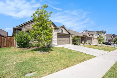 5528 Santa Elena Ct, Fort Worth, TX 76126
