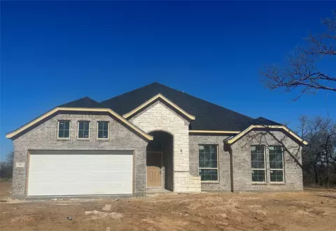 132 Loveta Ln, Boyd, TX 76023