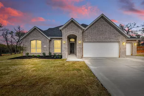 130 Rj Smith Dr, Boyd, TX 76023