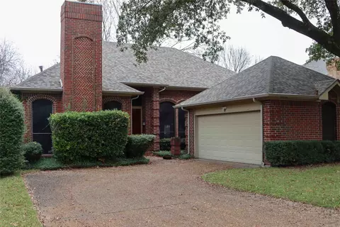 8210 Columbia Dr, Rowlett, TX 75089