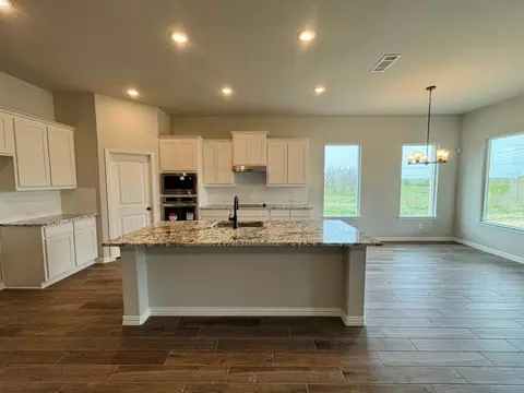 420 Big Bend Trl, Valley View, TX 76272 photo 9