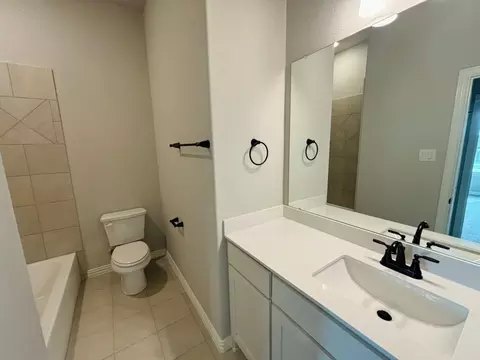 420 Big Bend Trl, Valley View, TX 76272 photo 6