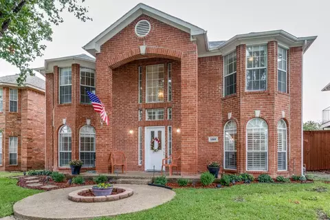 11906 Oak Highlands Dr, Dallas, TX 75243