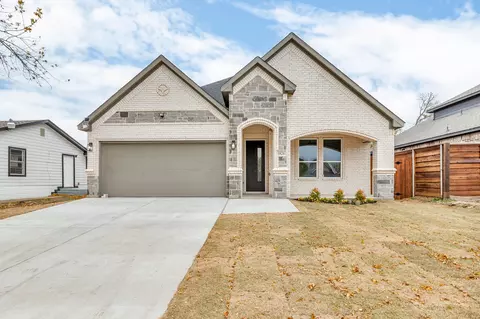 1826 San Antonio St, Grand Prairie, TX 75051