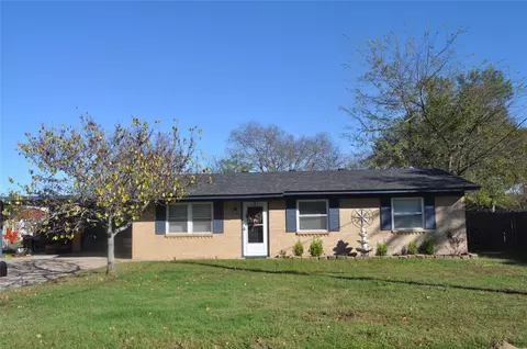 1020 Davis St S, Sulphur Springs, TX 75482