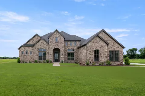 235 Regier Ct, Waxahachie, TX 75165