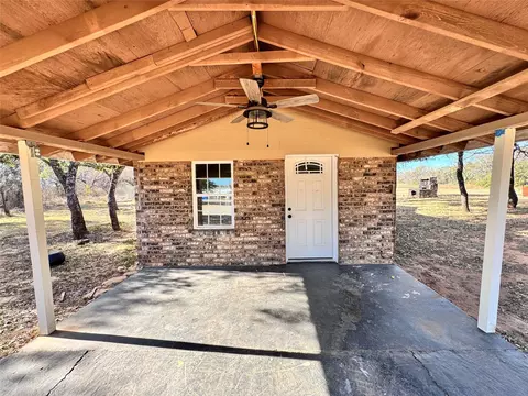 125 Torres Ln, Brownwood, TX 76801