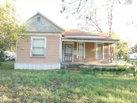 600 NE 4th St, Hubbard, TX 76648