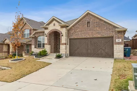 1317 Prairie Lake Ct, Lewisville, TX 75010
