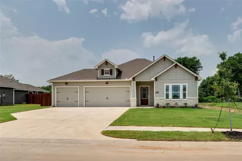 303 Swaha Ln, Tioga, TX 76271