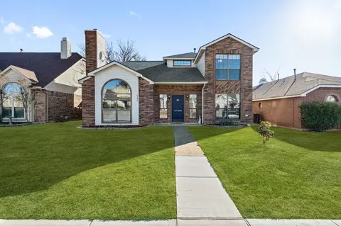 4346 Largo Dr, Grand Prairie, TX 75052