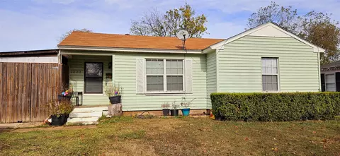 1233 Nash St, Garland, TX 75040