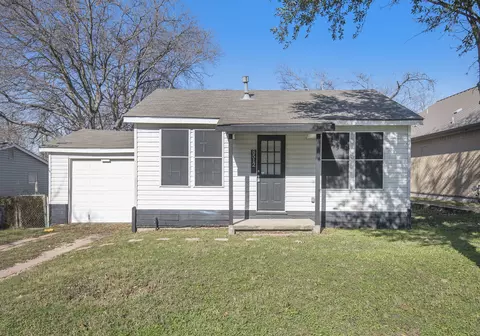 8512 Wyatt Dr, White Settlement, TX 76108