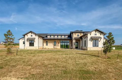 12507 Bella Crossing Dr, Fort Worth, TX 76126