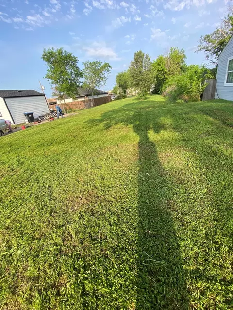 4310 Roberts St, Greenville, TX 75401