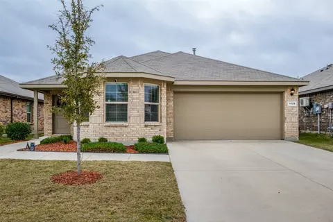 1129 Loomis Trl, Justin, TX 76247