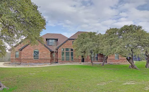113 Deertail Dr, Azle, TX 76020