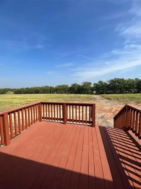 696 County Rd 4040, Ector, TX 75439 photo 5