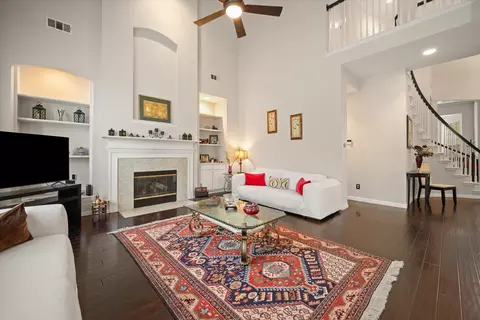 2716 Brookwood Dr, Flower Mound, TX 75028