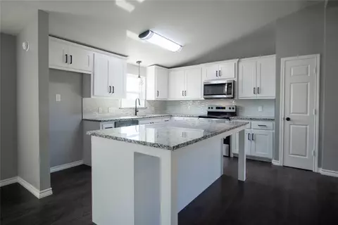 732 County Road 1785, Sunset, TX 76270 photo 10