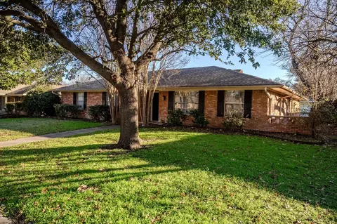 2108 Northcrest Dr, Plano, TX 75075