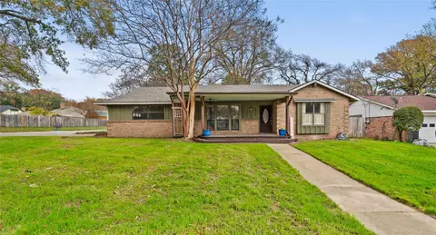 3902 Darrell Ln, Tyler, TX 75701