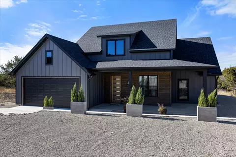 400 Anglers Rdg, Bluff Dale, TX 76433