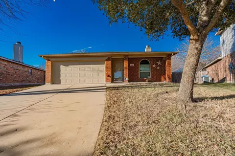 10366 Ector Dr, Fort Worth, TX 76108