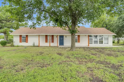 104 Kimberly Hl, Palmer, TX 75152