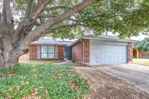 4409 Thrasher Ct, Fort Worth, TX 76137