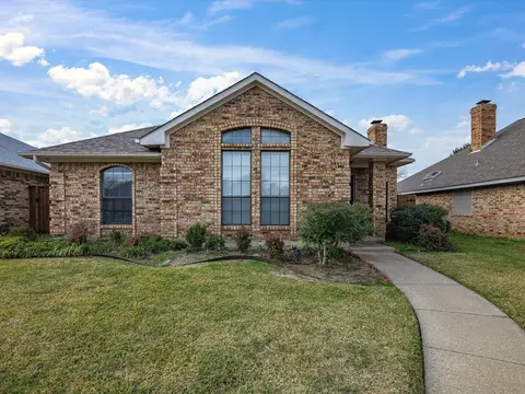1520 Brighton Dr, Carrollton, TX 75007