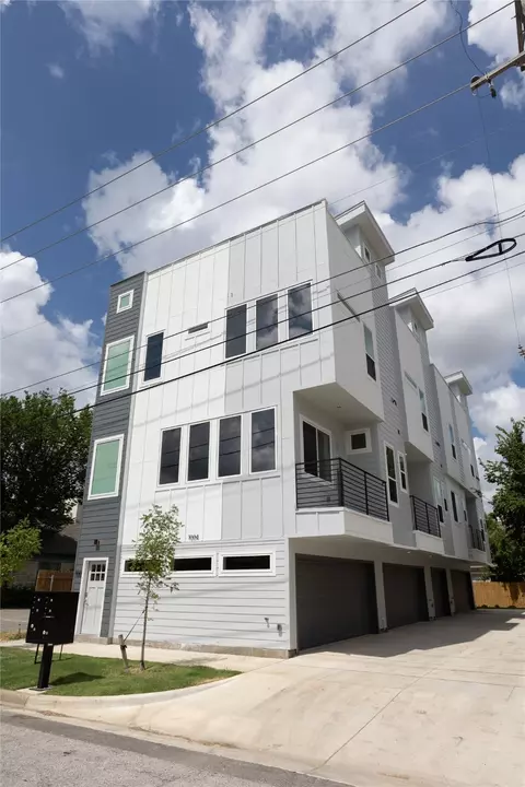 1004 Travis Ave #4 S, Fort Worth, TX 76104