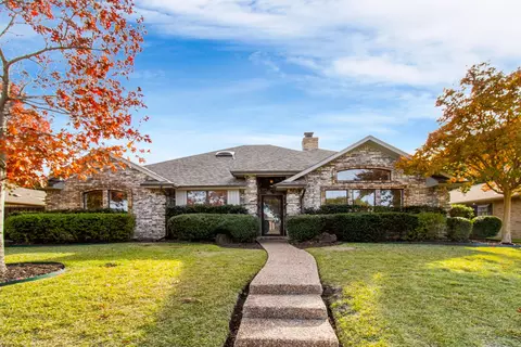 729 Eagle Dr, Coppell, TX 75019